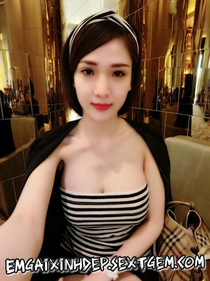 Ảnh Facebook Hot Girl Ngực Khủng